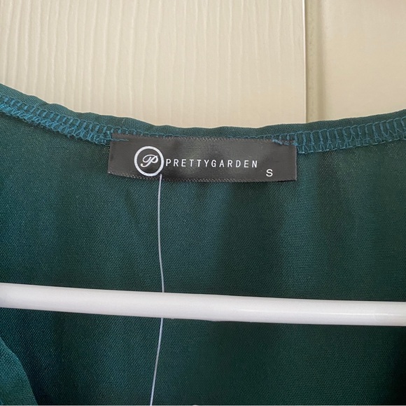 Green Pleated Maxi Dress - Picture 6 of 8